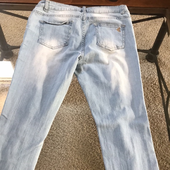 Distressed Skinny Jeans - Picture 3 of 5